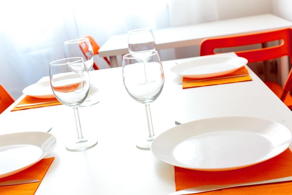 Ponte Tiberio Apartment Римини Екстериор снимка