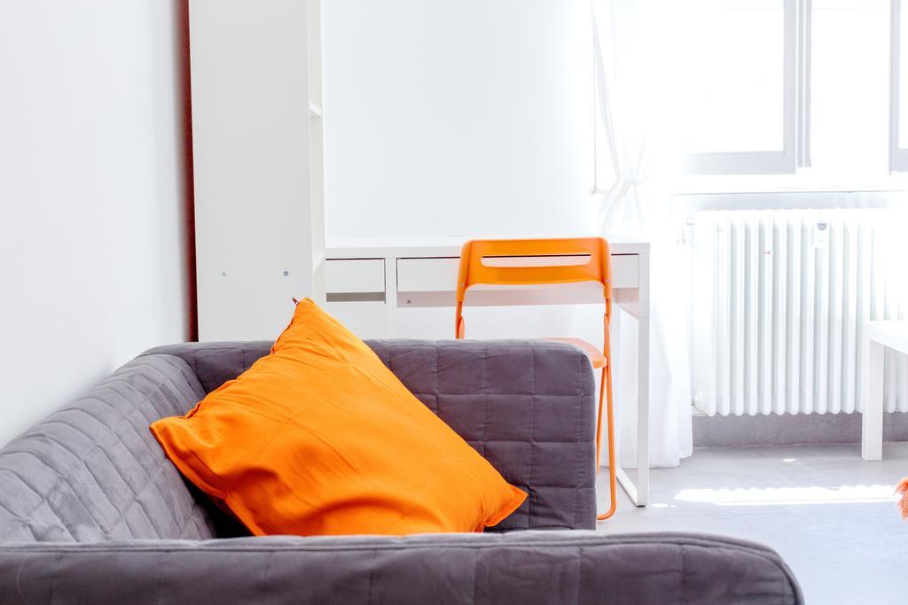 Ponte Tiberio Apartment Римини Екстериор снимка