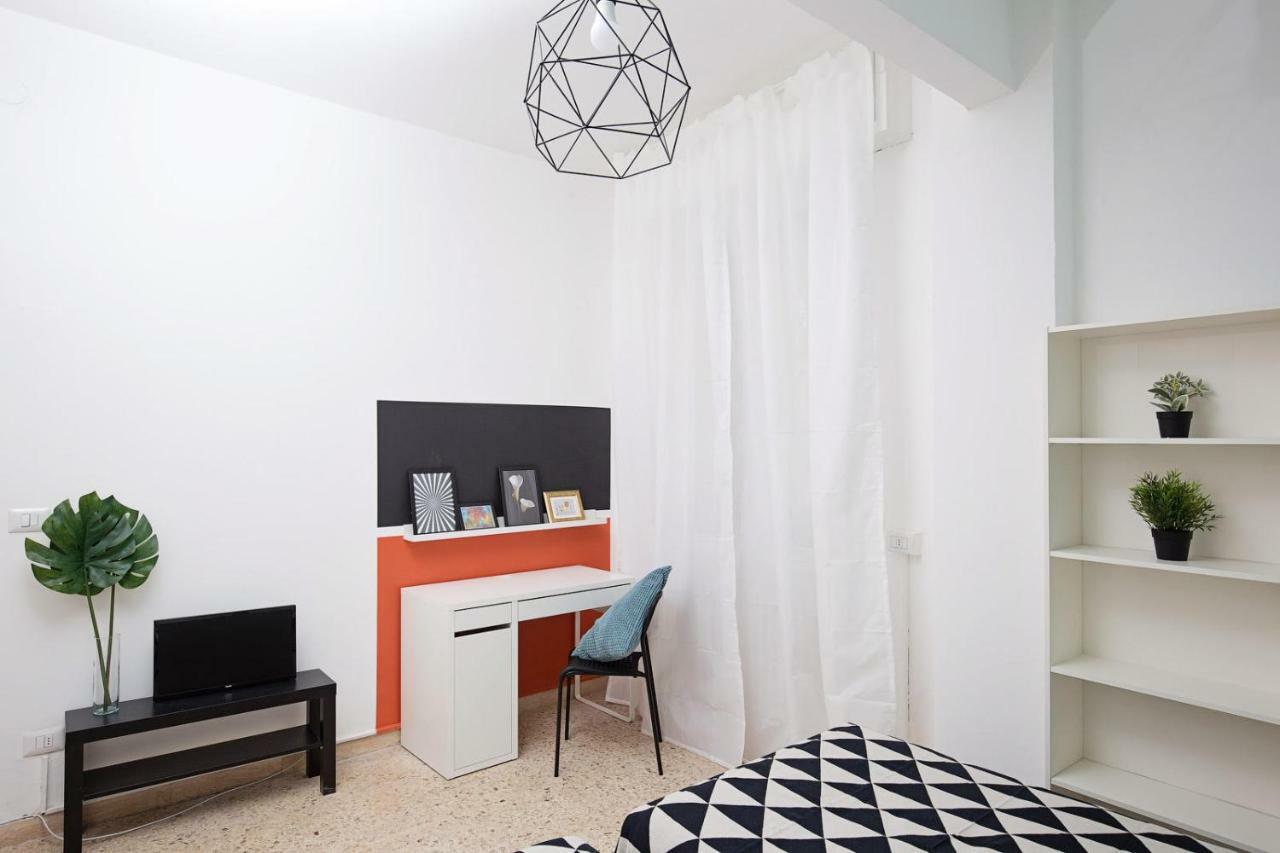 Ponte Tiberio Apartment Римини Екстериор снимка